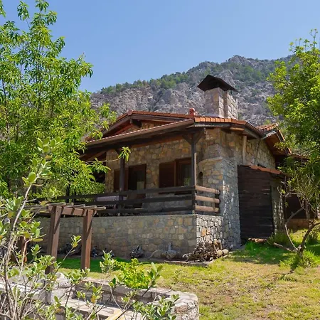 Sakin Vadi Vila